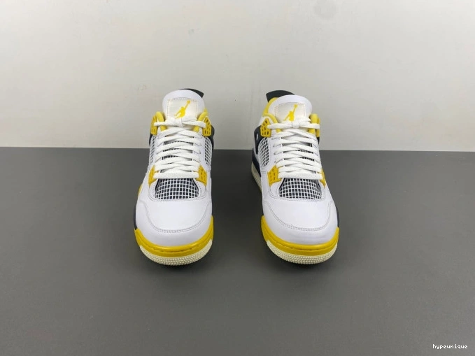 HYPE Air Jordan AQ9129-101 WNNS 4 Sulfur Vivid 0704